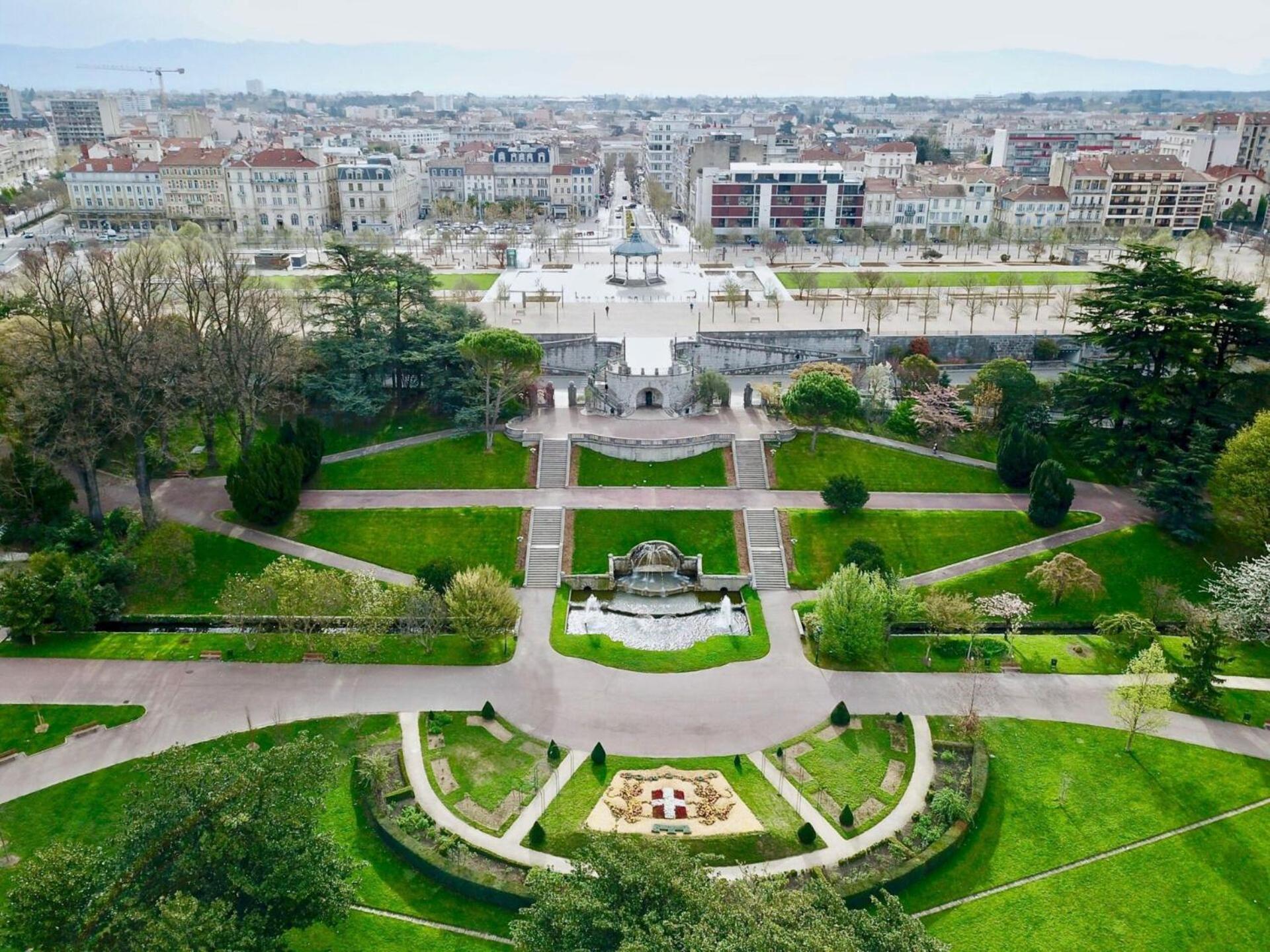Appartement Joli Au Coeur De 41